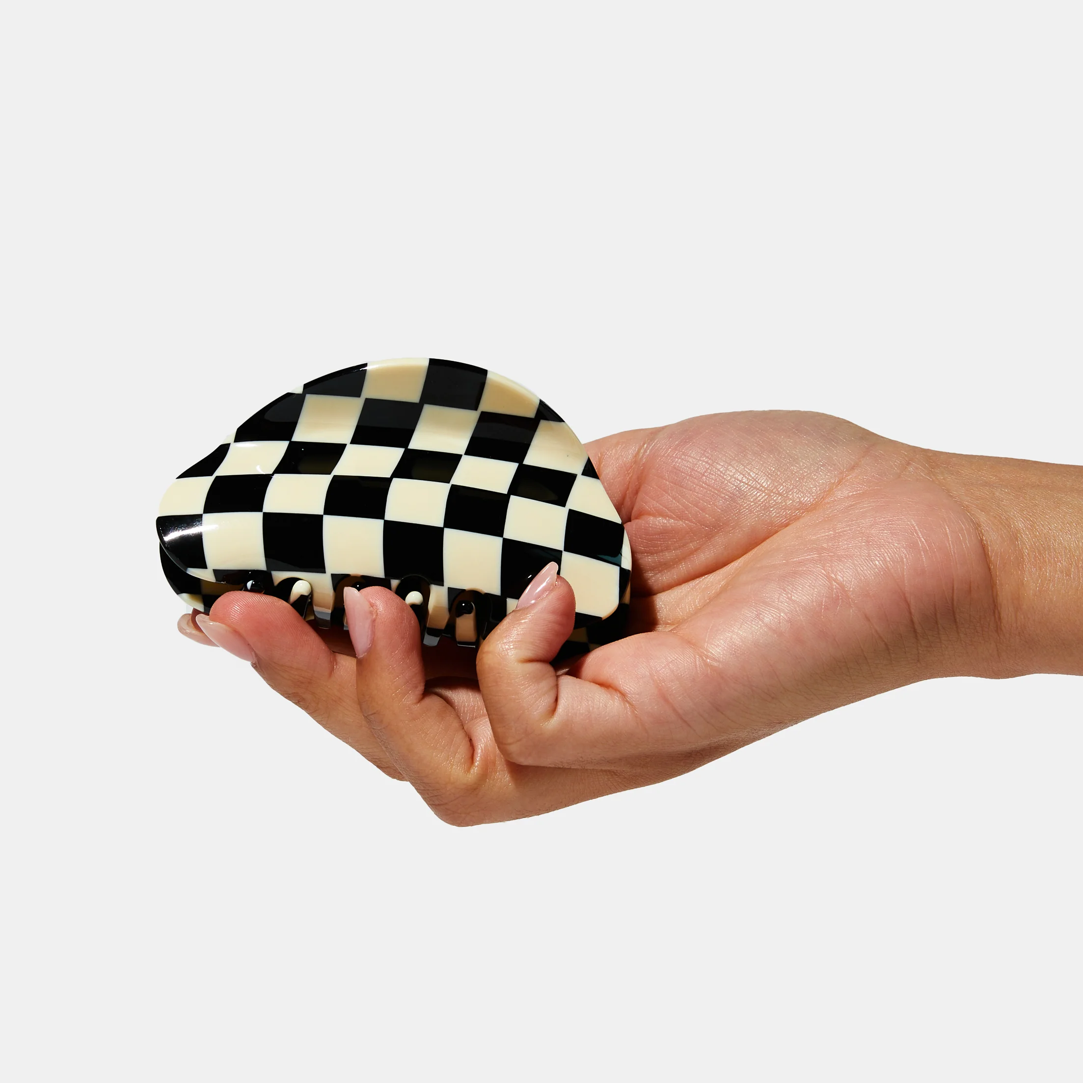 Checker Claw in Black + White - Image 5