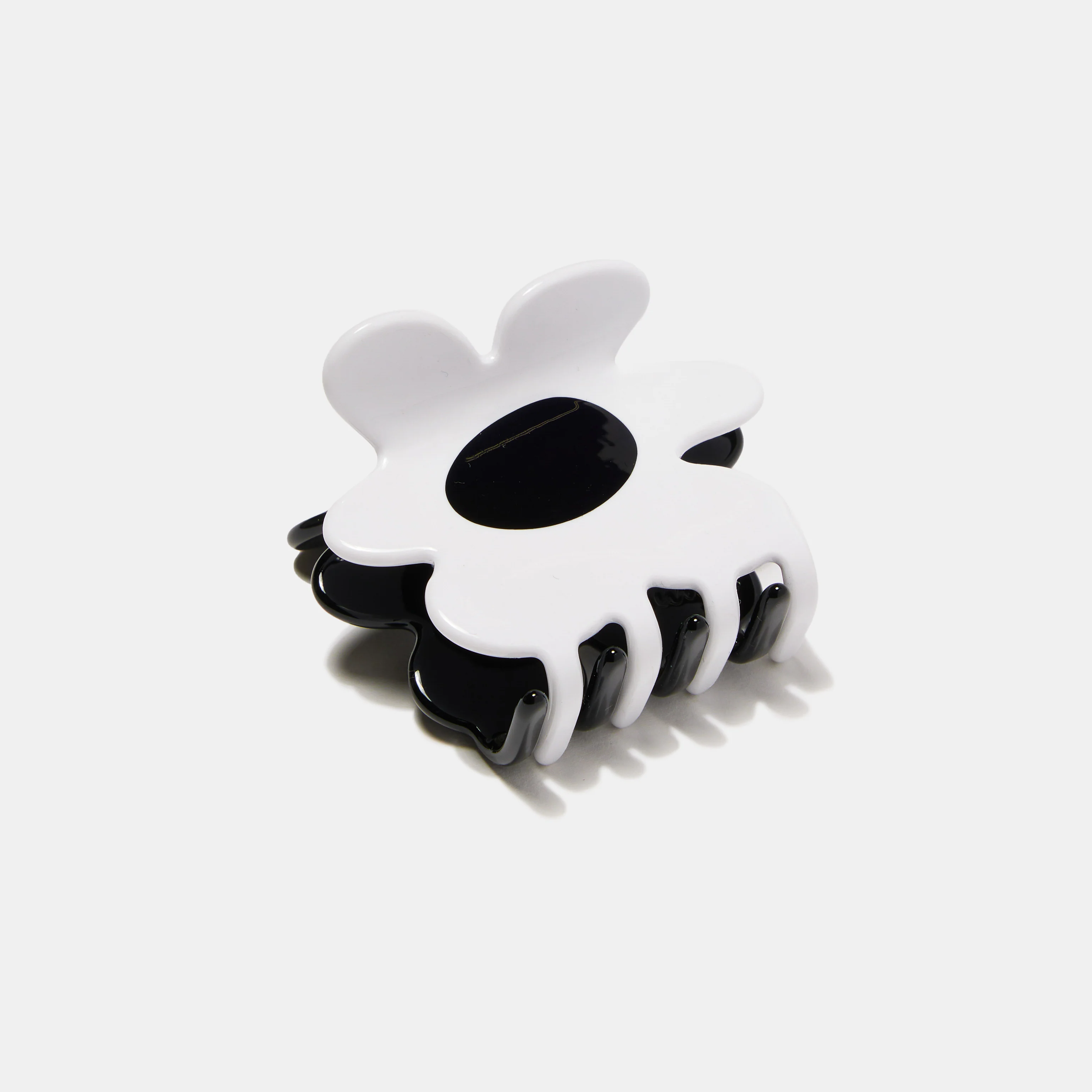 Flower Claw Black + White - Image 3