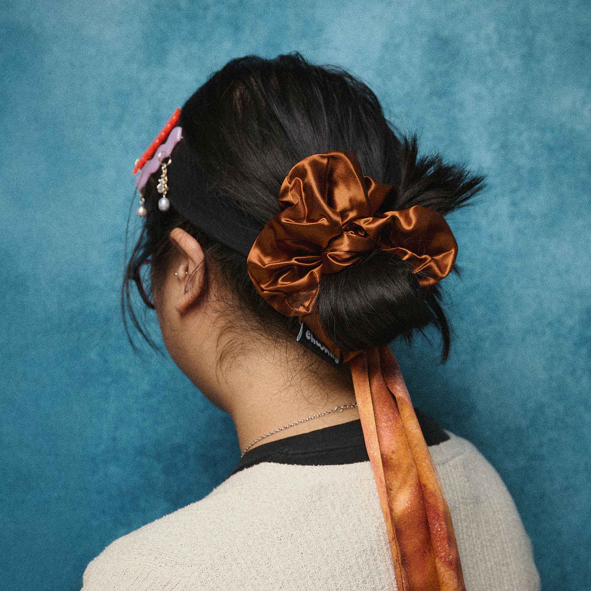 Silk Tie Scrunchie in Baguette - Image 5